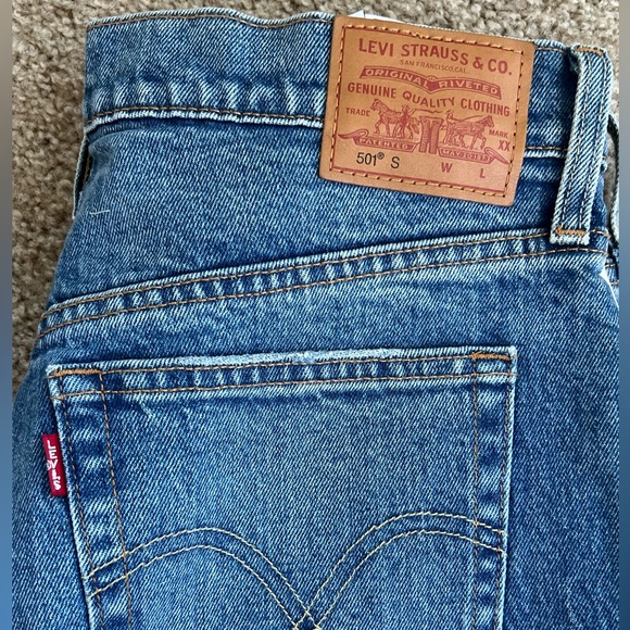 NWT Levi Stauss 501 Jeans Short Size 31 - Picture 4 of 7